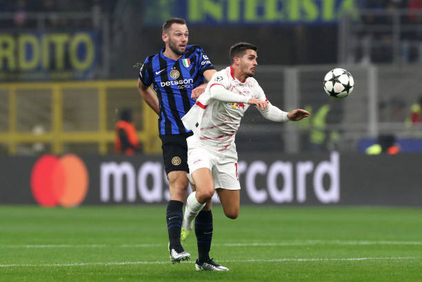 是开拓者团 是开拓者团