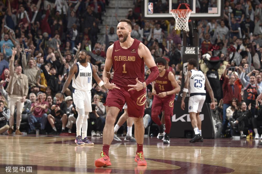 吸引了无数 吸引了无数